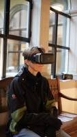 VR208202_original