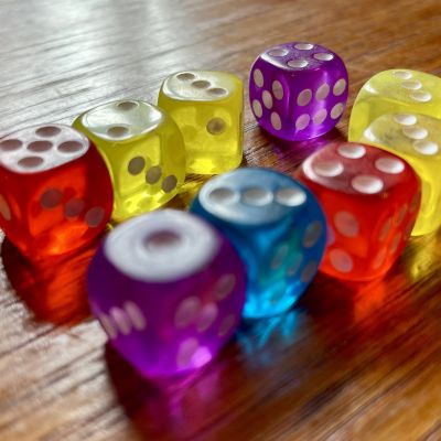 Zwischen Würfeln und Ewigkeit